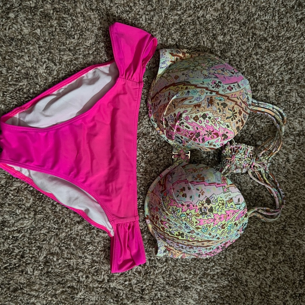 Victoria Swim - Picture 2 of 3